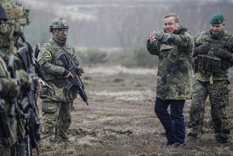 serviciul-militar-voluntar-de-sase-luni:-germania-vrea-sa-si-sporeasca-numarul-de-rezervisti-pe-fondul-tensiunilor-cu-rusia
