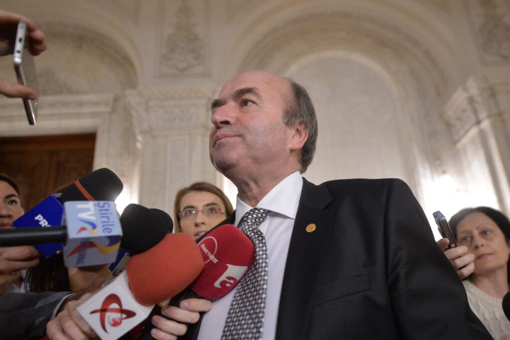 tudorel-toader,-despre-dacian-cosmin-dragos:-un-specialist-in-domeniul-dreptului