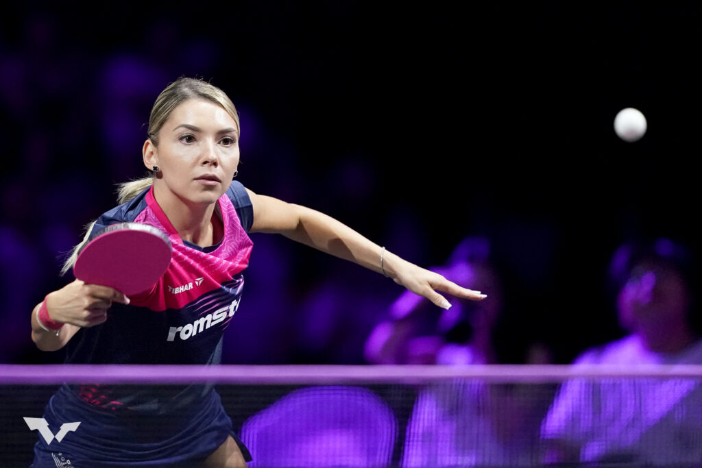 tenis-de-masa.-bernadette-szocs,-eliminata-de-sun-yingsha,-lider-mondial,-in-optimile-wtt-champions