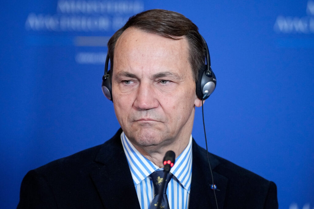 ministrul-de-externe-polonez:-polonia-asteapta-actiuni-ferme-din-partea-statelor-unite-dupa-incursiunea-dronelor-rusesti