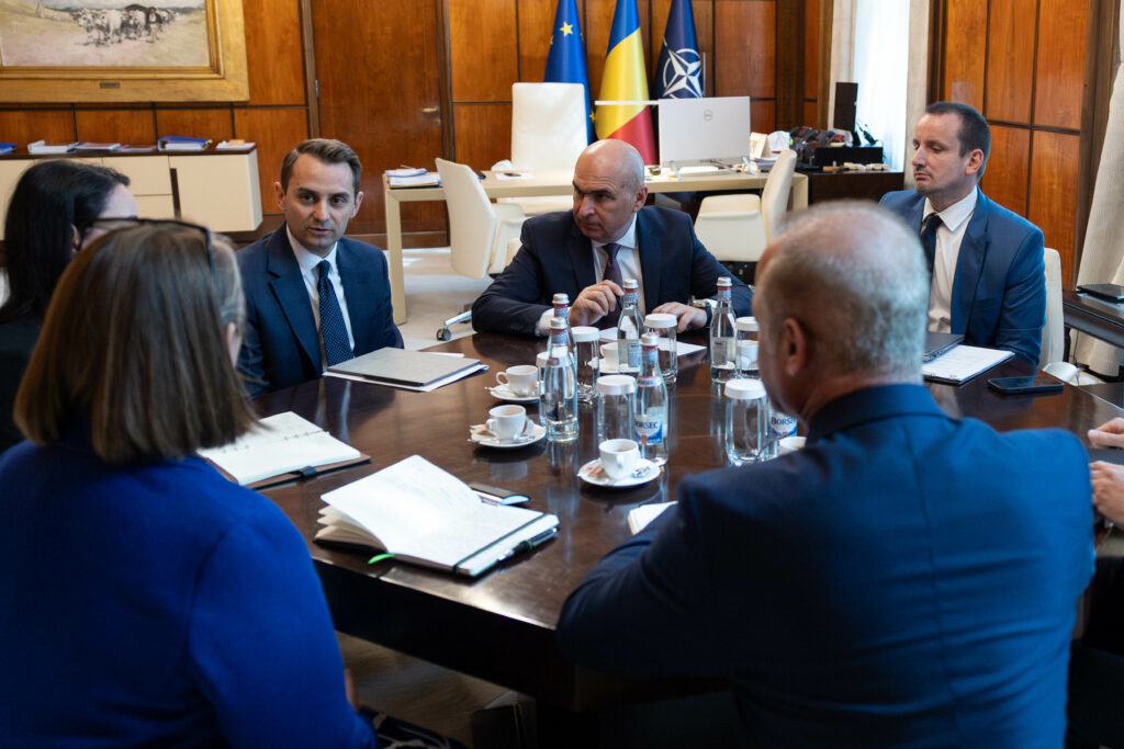 bolojan-s-a-intalnit-cu-reprezentantii-ford-otosan-la-palatul-victoria.-care-a-fost-agenda-discutiilor