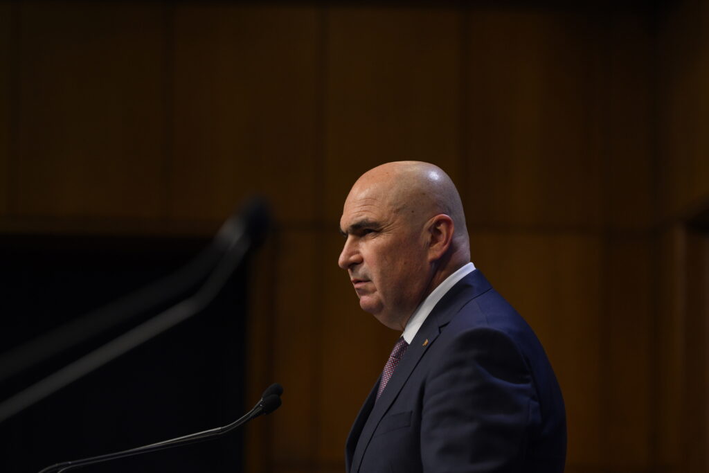 bolojan,-sindicalistilor-din-administratia-publica:-„nu-mai-putem-continua-ca-pana-acum.-realitatile-bugetare-sunt-clare”