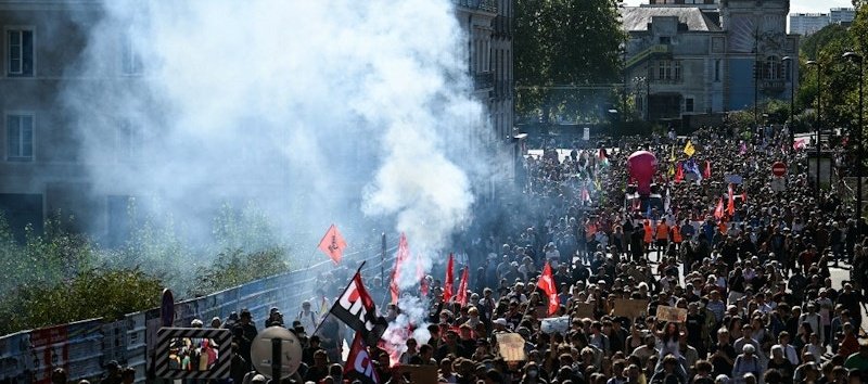 bbc:-de-ce-risca-franta-sa-devina-noul-om-bolnav-al-europei