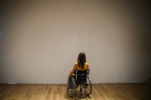 nou-cadru-legislativ-pentru-persoanele-cu-dizabilitati:-sprijin-financiar,-locuri-de-munca-adaptate-si-incluziune-sociala