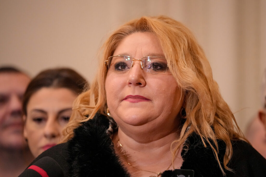sosoaca,-chemata-la-parchetul-general-pentru-infractiuni-de-promovare-a-ideologiilor-extremiste-si-negarea-holocaustului.-„n-am-cum,-imi-pare-rau!-spre-deosebire-de-domnii-procurori-eu-muncesc”