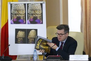 deputat-aur,-dupa-despagubirea-pentru-coiful-de-la-cotofenesti-furat:-„aurul-se-plateste-cu-bani,-dar-memoria-si-identitatea-nu-au-pret”