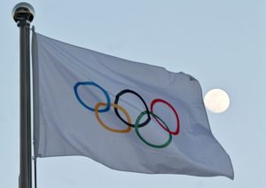 sportivii-rusi-vor-putea-participa-la-jocurile-olimpice-de-iarna-din-2026-sub-steag-neutru.-conditiile-pe-care-trebuie-sa-le-respecte-participantii