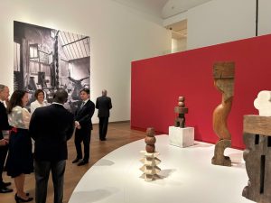 icr:-s-a-deschis-prima-expozitie-personala-la-amsterdam-dedicata-operei-lui-brancusi