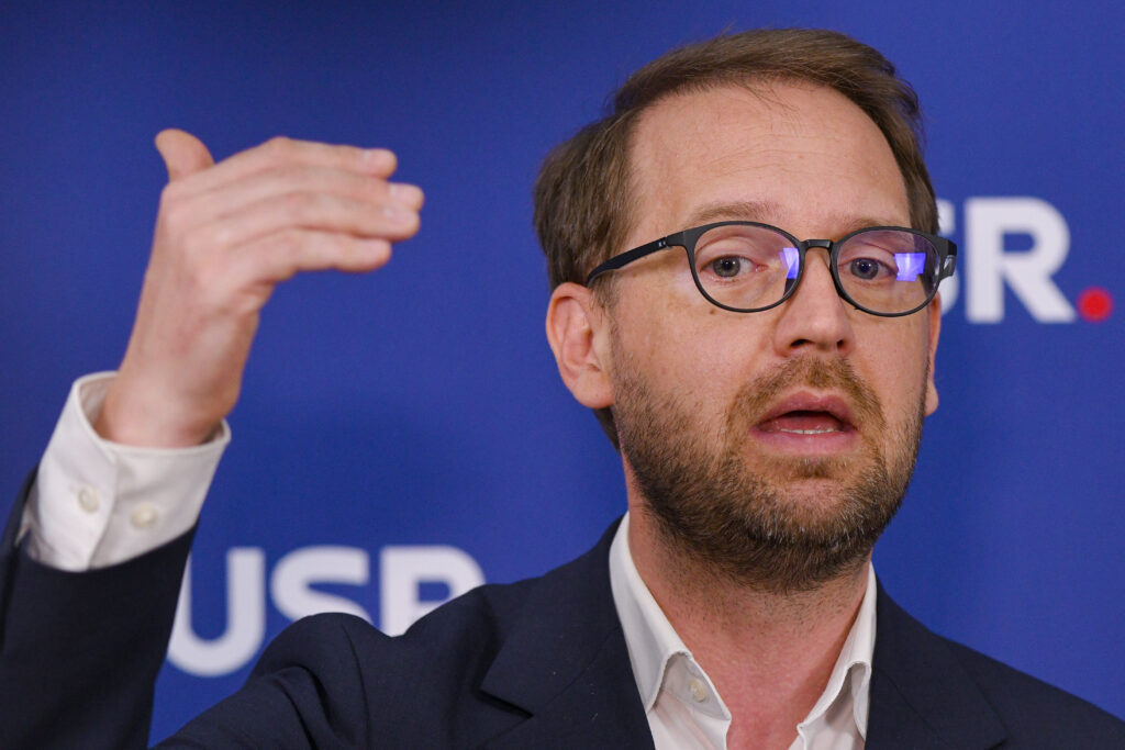 fritz,-dupa-ce-motiunea-impotriva-dianei-buzoianu-a-fost-respinsa:-„a-fost-un-exercitiu-de-marketing-politic”