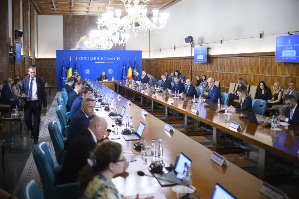 guvernul-a-aprobat-prelungirea-plafonarii-adaosului-comercial-la-alimentele-de-baza-cu-inca-sase-luni
