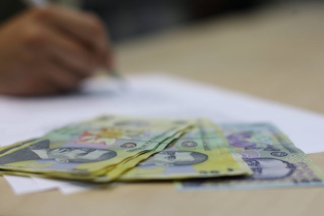 rectificare-de-miliarde-de-lei-si-plan-de-eliminare-a-13.000-de-posturi-in-primarii
