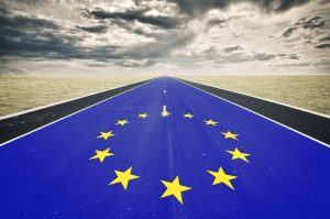 europenii-traiesc-in-lumea-de-ieri- 