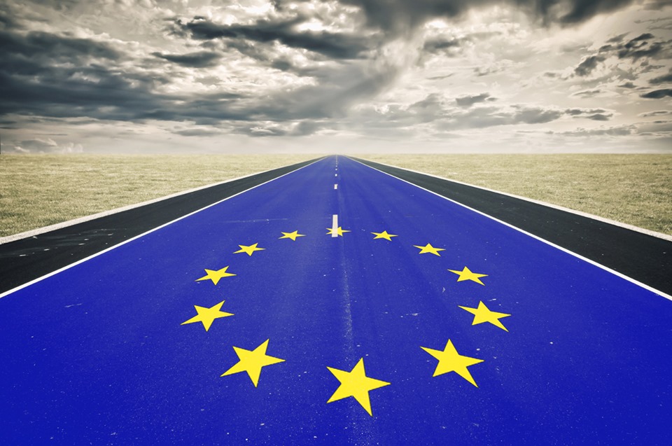 europenii-traiesc-in-lumea-de-ieri- 
