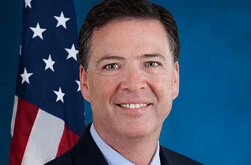 fostul-director-al-fbi-james-comey,-inculpat