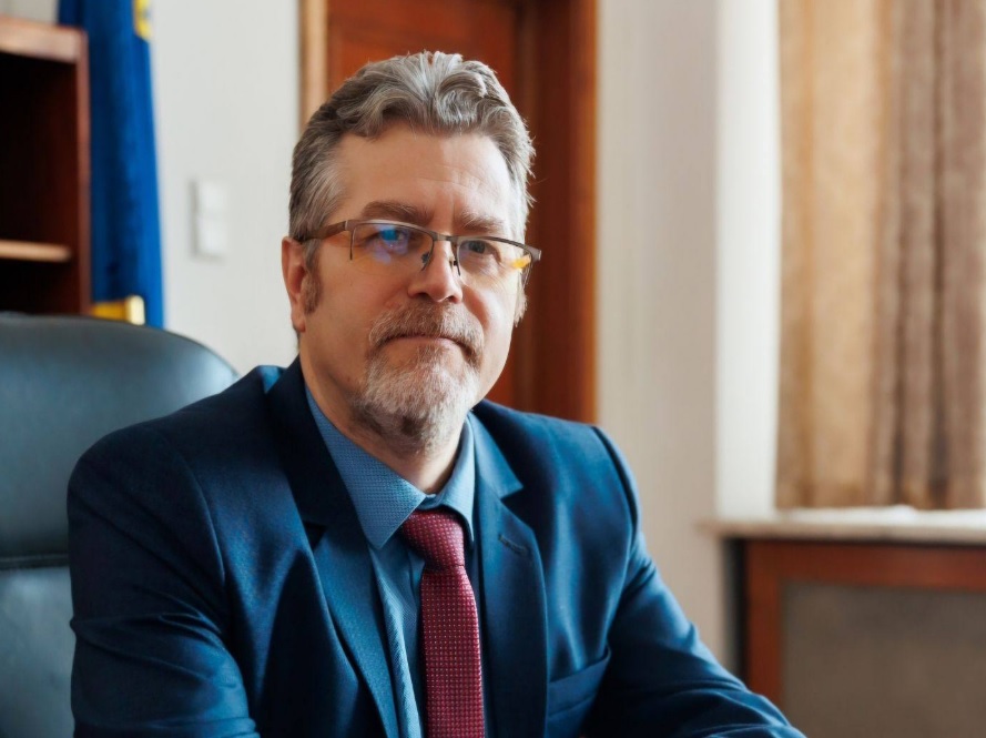 propunere-usr:-primarii-si-functionarii-cu-condamnari-sa-isi-piarda-automat-functiile