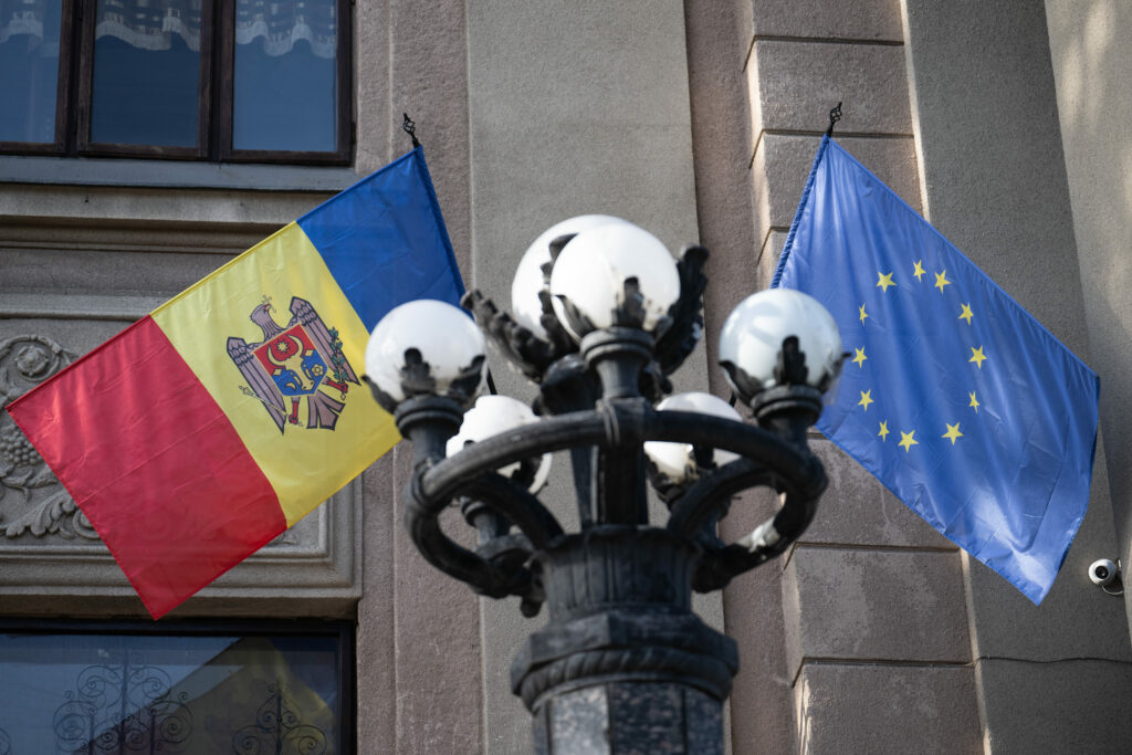 tentativa-de-corupere-a-alegatorilor-dejucata-de-ofiterii-anticoruptie-din-republica-moldova