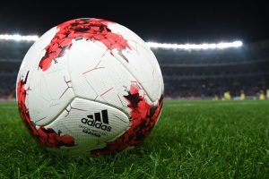 superliga.-uta-arad-remizeaza-cu-csikszereda,-desi-a-evoluat-o-jumatate-de-meci-in-10-oameni