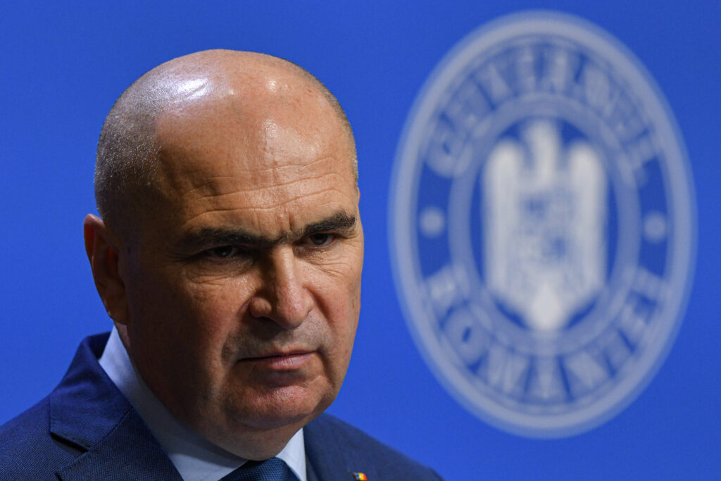 bolojan-omagiaza-rolul-bisericii-greco-catolice-dupa-moartea-cardinalului-lucian-muresan
