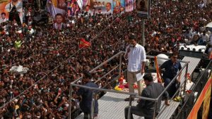 india.-ancheta-dupa-busculada-de-la-un-miting-al-actorului-politician-vijay,-soldata-cu-39-de-morti