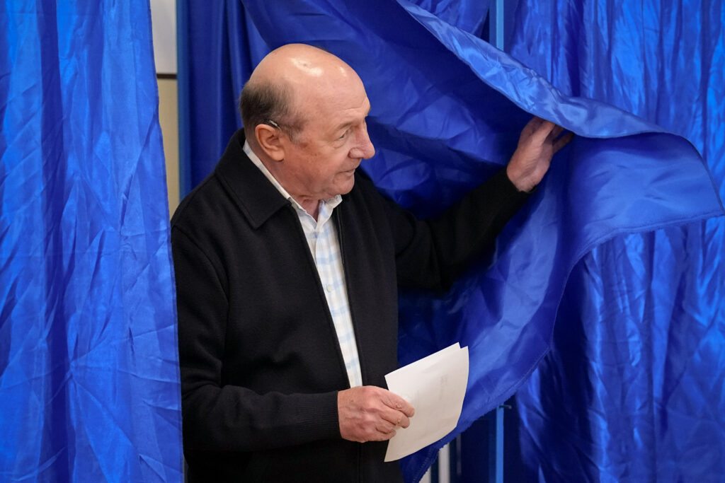 basescu-a-anuntat-cand-va-cere-cetatenia-moldoveneasca