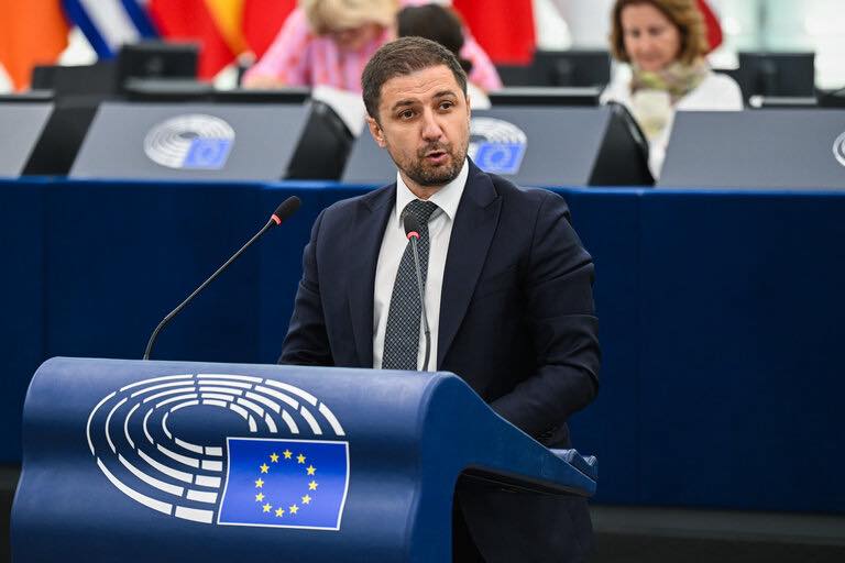 eurodeputat-aur:-am-blocat-propunerea-ce-de-a-impune-reducerea-cu-90%-a-emisiilor-pana-in-2040