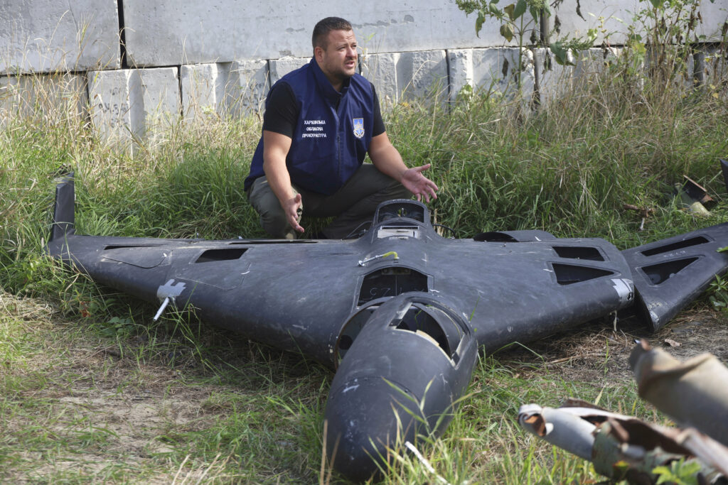 razboiul-din-ucraina,-ziua-1316-zelenski-avertizeaza-asupra-unei-situatii-„critice”-la-centrala-nucleara-zaporojie-/-aproape-50.000-de-atacuri-cu-drone-shahed-lansate-impotriva-ucrainei-din-2022