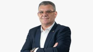 deputatul-dumitru-coarna-lanseaza-partidul-forta-alternativa-pentru-romania-(far)