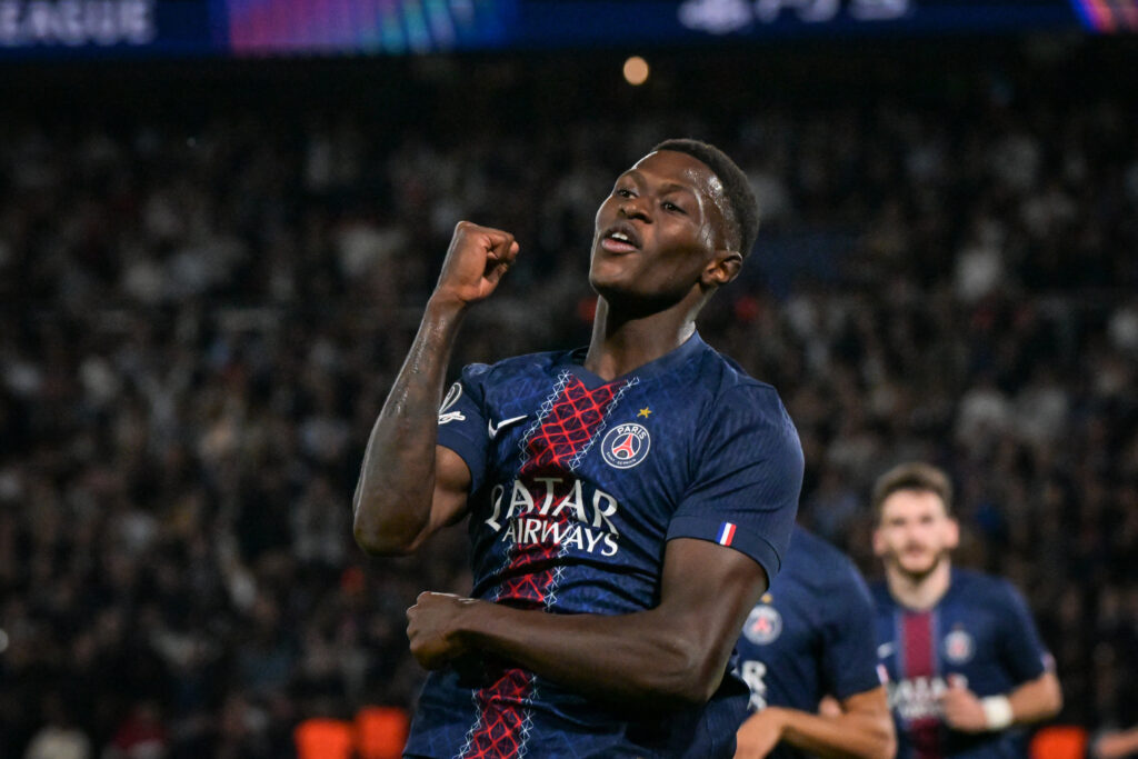 nuno-mendes,-imperial:-l-a-blocat-pe-yamal-si-a-condus-psg-la-victorie-cu-2-1-contra-barcelonei