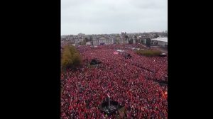 amsterdam:-sute-de-mii-de-oameni-in-strada-pentru-gaza