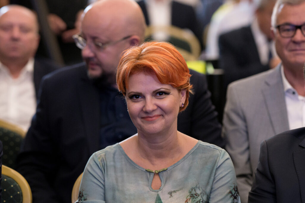 lia-olguta-vasilescu-cere-reduceri-de-cel-putin-10%-si-in-administratia-publica-centrala