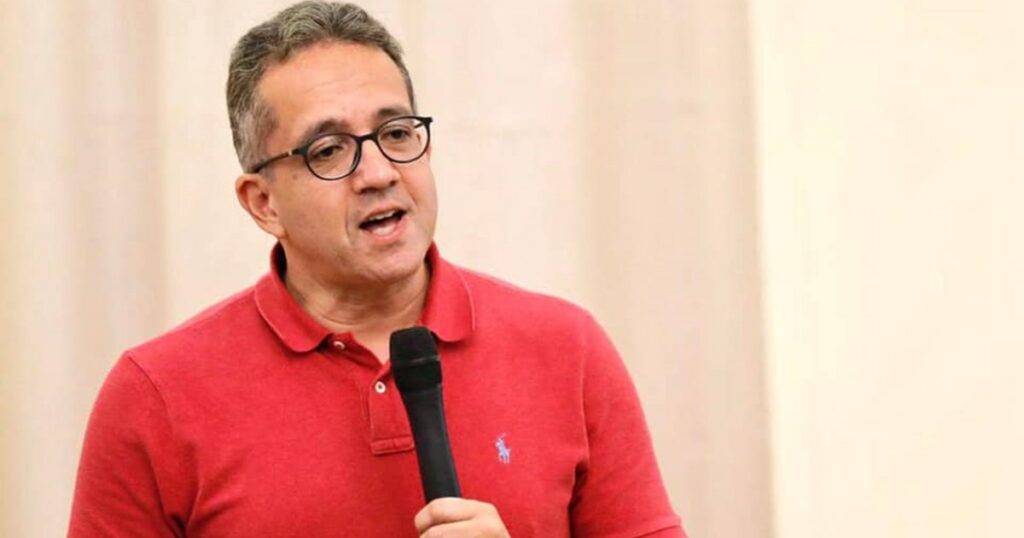 fostul-ministru-egiptean-de-turism-khaled-el-enany,-ales-noul-director-general-al-unesco