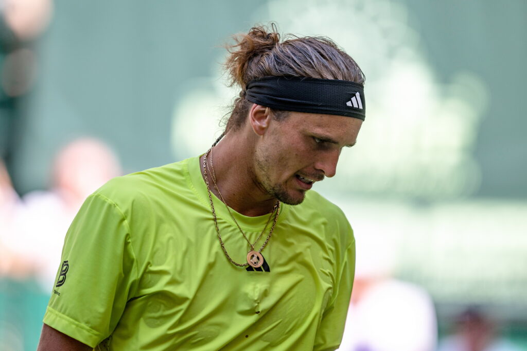 alexander-zverev,-eliminat-de-rinderknech-in-turneul-de-la-shanghai