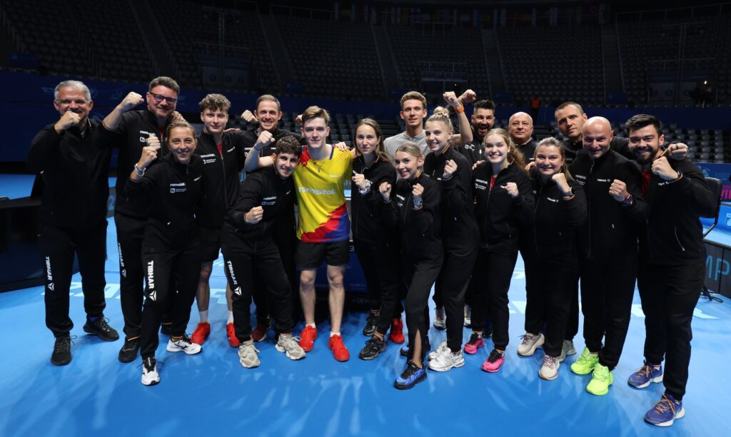 campionatul-european-de-tenis-de-masa:-echipele-romaniei-joaca-sambata-semifinalele