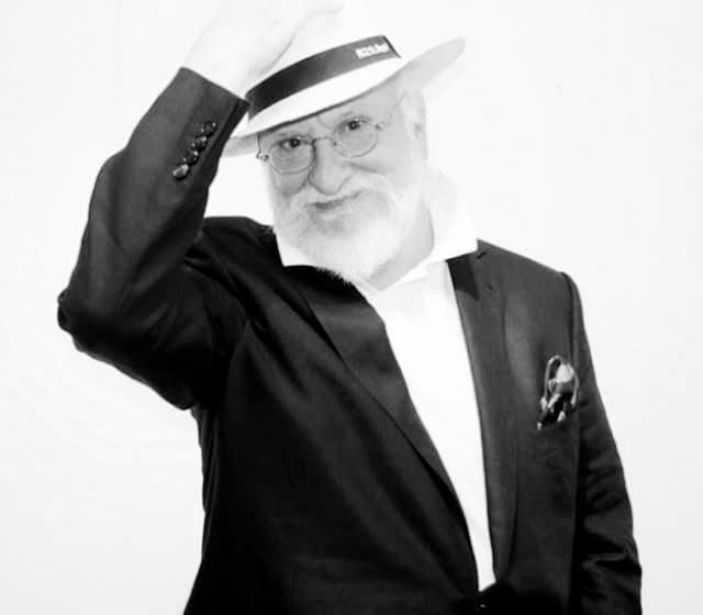 popularul-cantaret-si-compozitor-grec-dionysis-savvopoulos-nionios-a-murit.-avea-80-de-ani