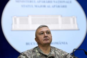 seful-statului-major-al-apararii-a-facut-anuntul:-nu-intram-intr-un-razboi.-in-schimb,-ne-pregatim-ca-pentru-unul
