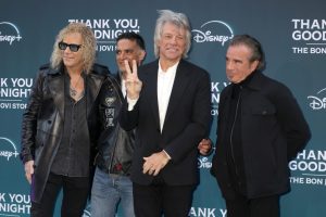 jon-bon-jovi-revine-pe-scena:-primul-turneu-de-la-operatia-corzilor-vocale