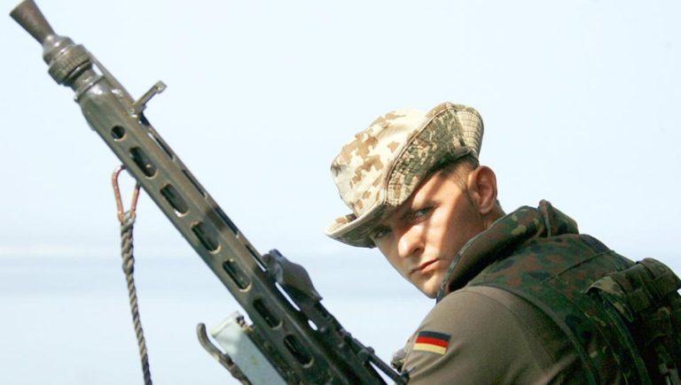 politia-a-impuscat-un-soldat-care-participa-la-un-exercitiu