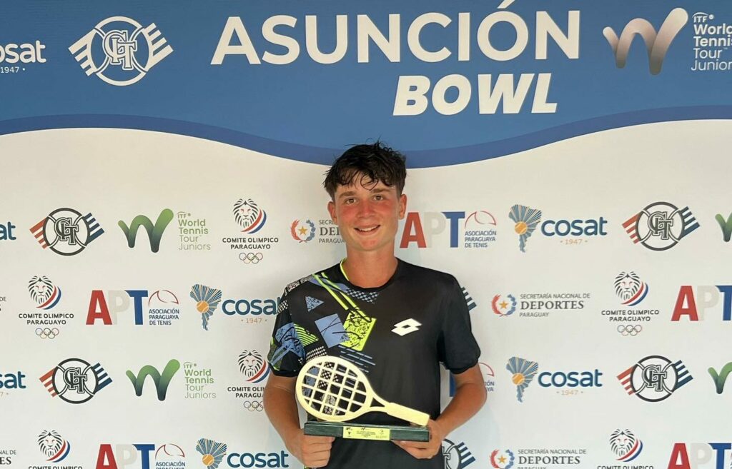 yannick-alexandrescu-s-a-calificat-in-finala-turneului-campionilor-itf-junior-de-la-chengdu