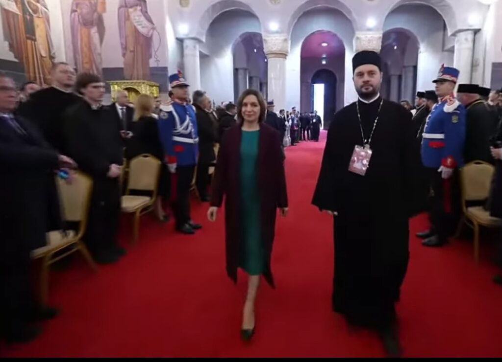 maia-sandu-a-sosit-la-catedrala-nationala-ca-un-simbol-al-unirii-romanilor