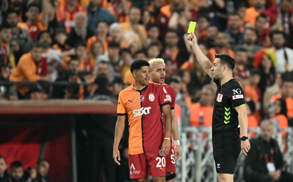 scandal-urias-in-fotbalul-din-turcia:-peste-150-de-arbitri,-anchetati-pentru-pariuri-pe-meciuri-de-fotbal
