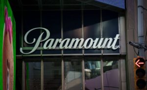 paramount-skydance-va-concedia-1.000-de-angajati,-la-trei-luni-dupa-fuziune