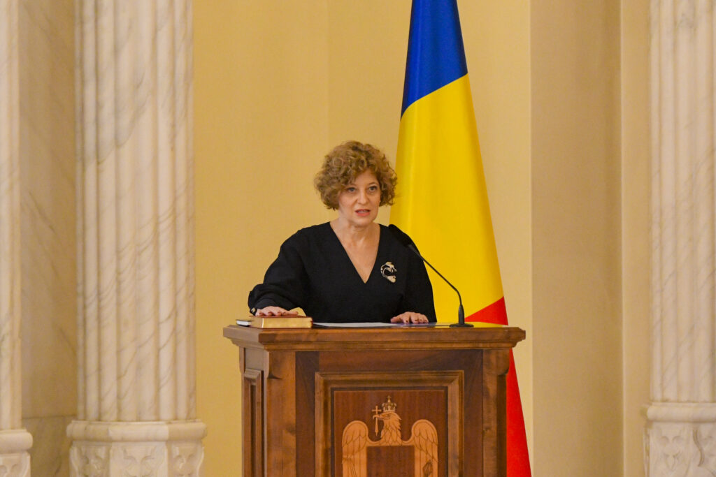 oana-gheorghiu:-nu-cred-ca-domnul-grindeanu-are-ceva-de-impartit-cu-mine