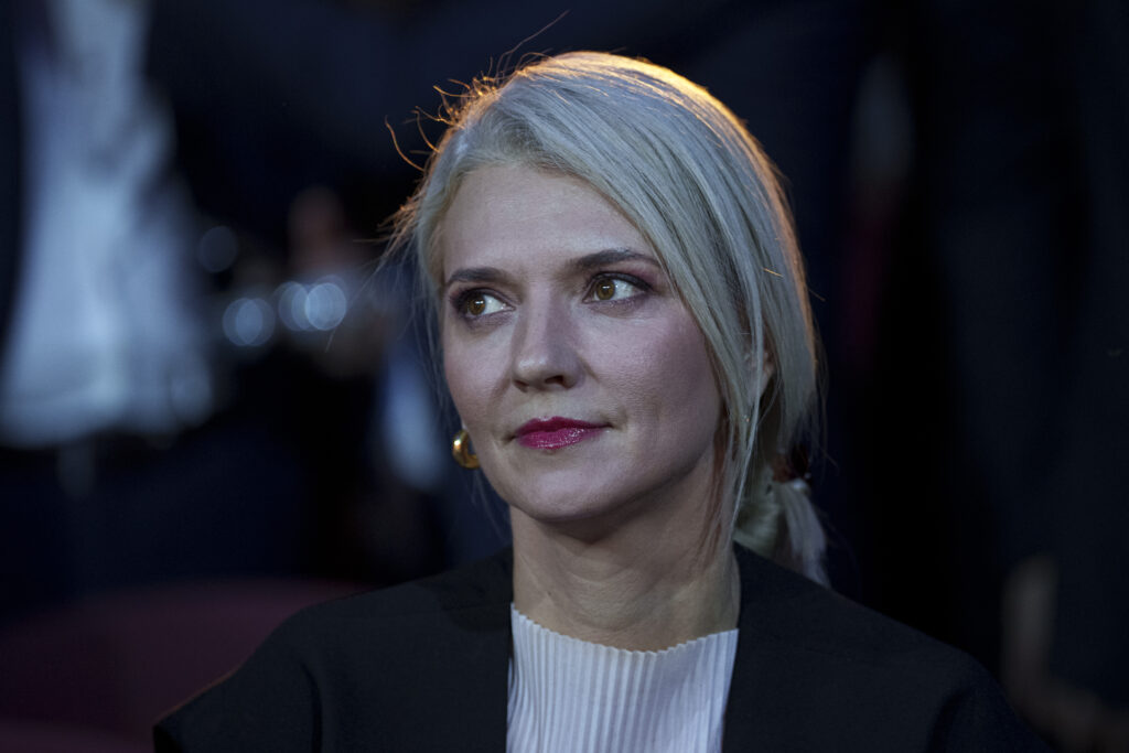 alina-gorghiu:-psd-si-aur,-o-parada-imatura,-ilie-bolojan-nu-are-nimic-de-ascuns