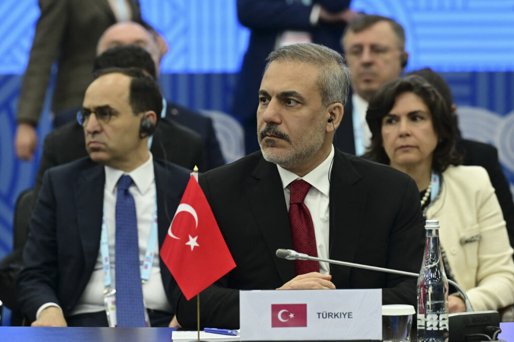 turcia-organizeaza-luni-o-reuniune-despre-gaza,-pe-fondul-ingrijorarilor-legate-de-incetarea-focului