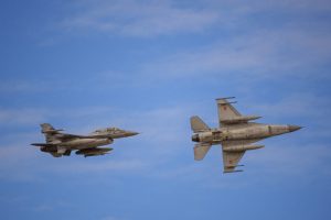 mapn:-atacuri-in-ucraina-la-nord-de-dunare.-aeronave-f-16-si-eurofighter-typhoon-ridicate-in-aer