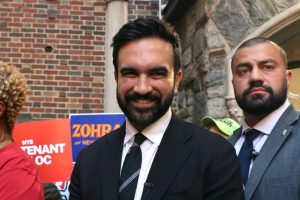 alegerile-din-new-york-provoaca-o-lupta-intre-generatii.-candidatii-la-primarie-starnesc-controverse