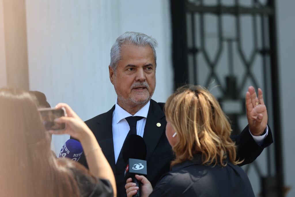 adrian-nastase:-participarea-mea-la-congresul-psd-este-o-decizie-de-constiinta