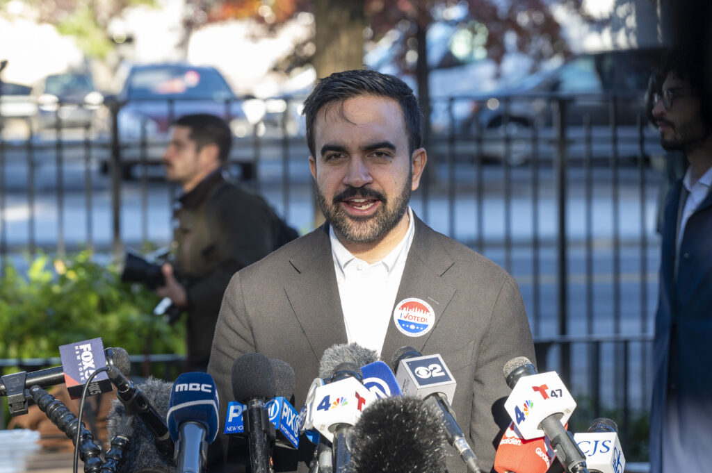 noul-primar-al-new-york-ului,-zohran-mamdani,-acuzat-de-un-ministru-israelian-ca-sustine-organizatia-hamas