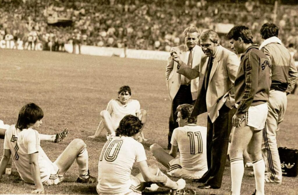 emerich-jenei,-inmormantat-cu-onoruri-militare.-anuntul-dat-de-steaua-bucuresti