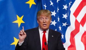 trump,-rastignit-simbolic-in-elvetia.-sculptura-care-scandalizeaza-europa